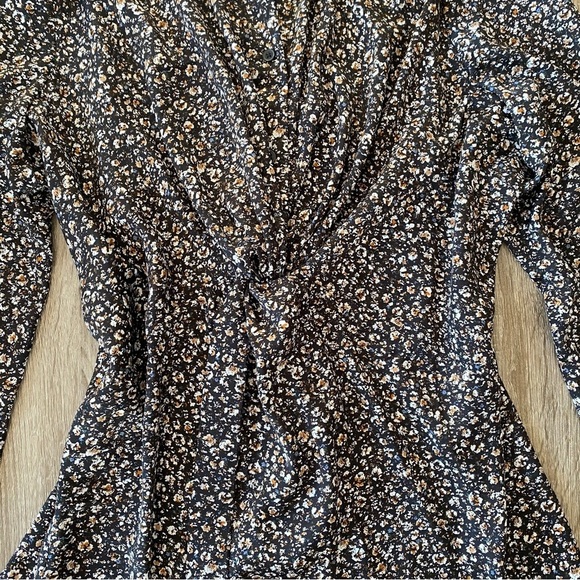 RW&Co Black Floral Front Knot Blouse Size L - Picture 2 of 8